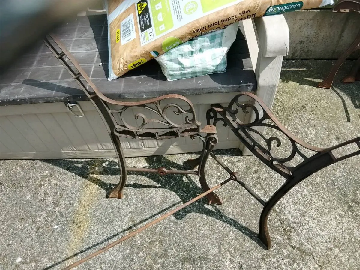 Garden chair ends - Image 4