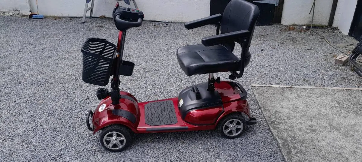 Mobility scooter - Image 1