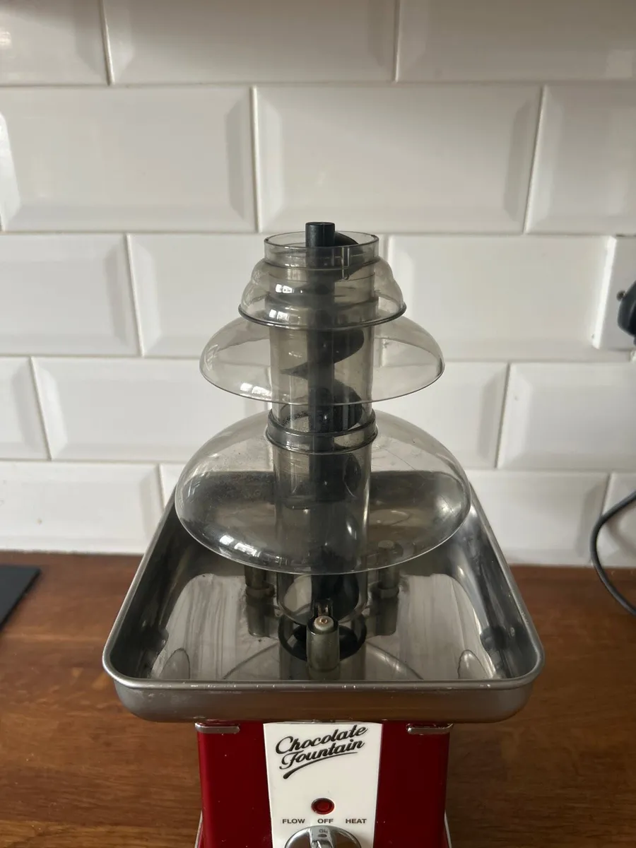 Chocolate fountain - Image 3