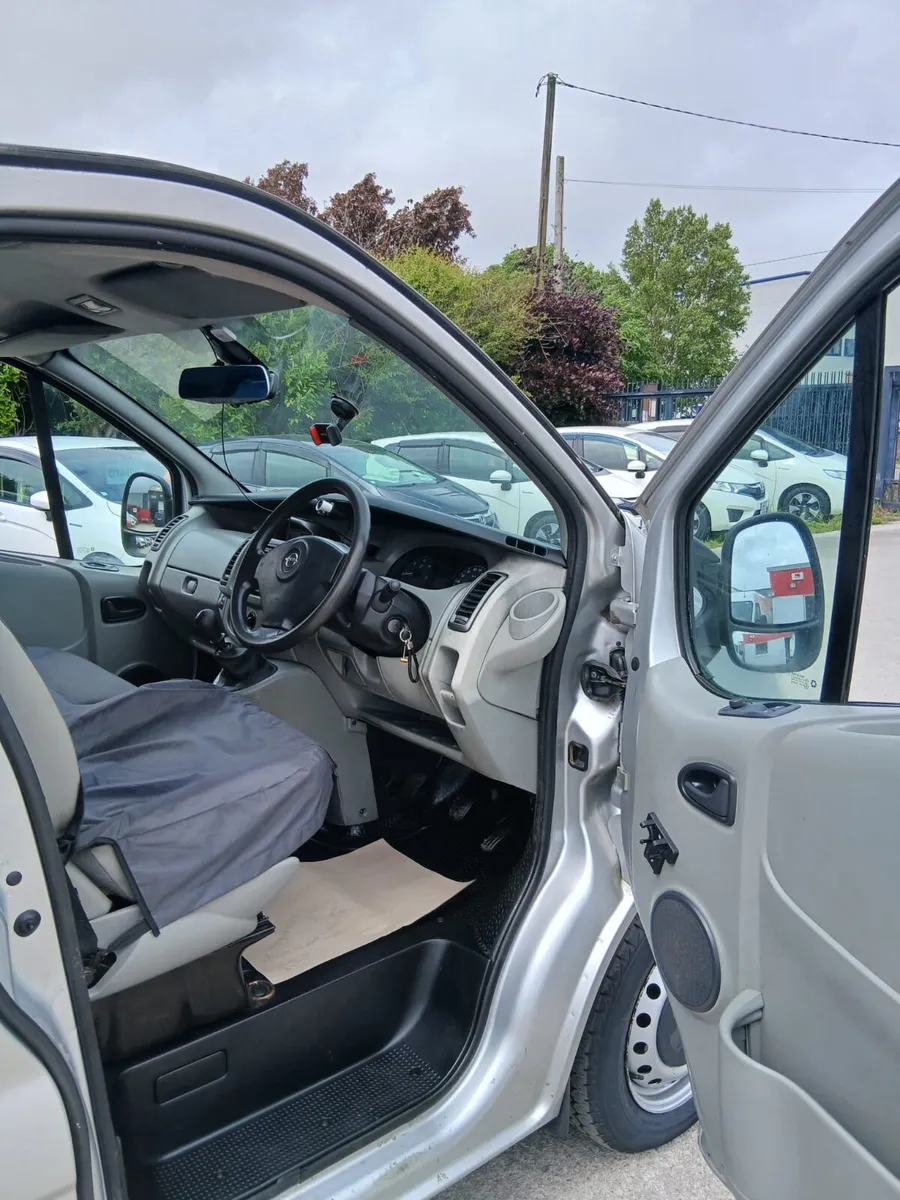 Opel Vivaro 2008 - Image 4