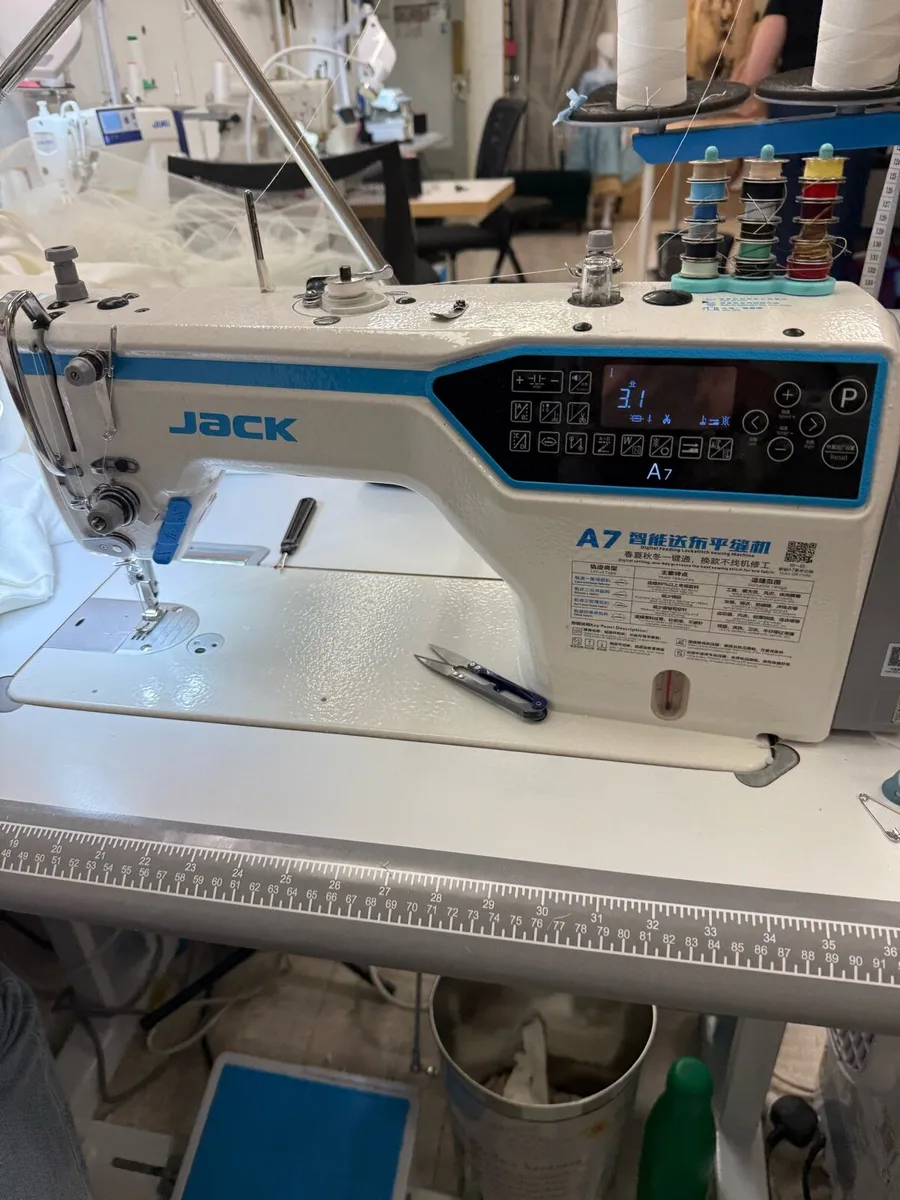 Jack industrial sewing machine - Image 2