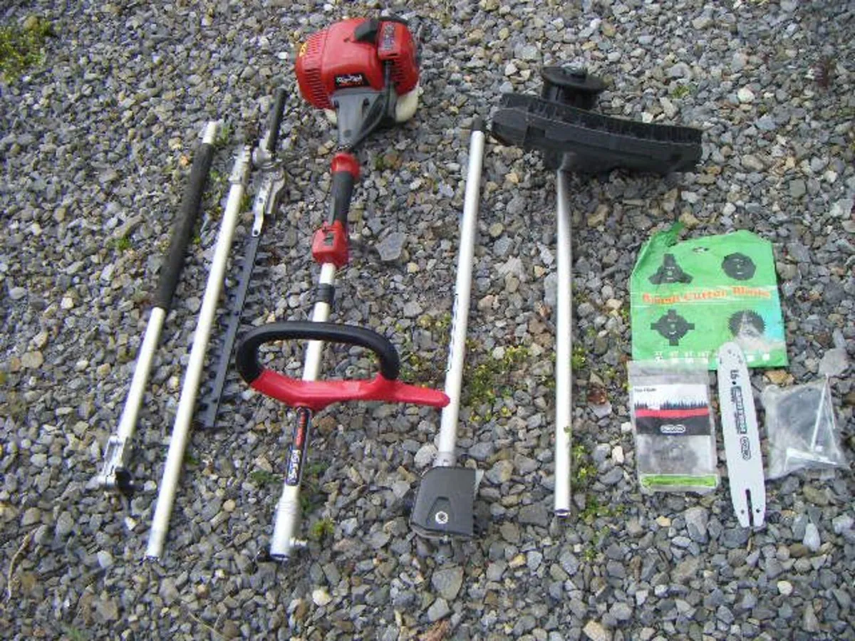 Mountfield 5in1 Multi-tool - Image 1