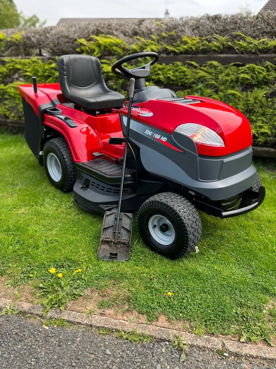 2024 Castlegarden 20HP Ride on lawnmower - Image 1