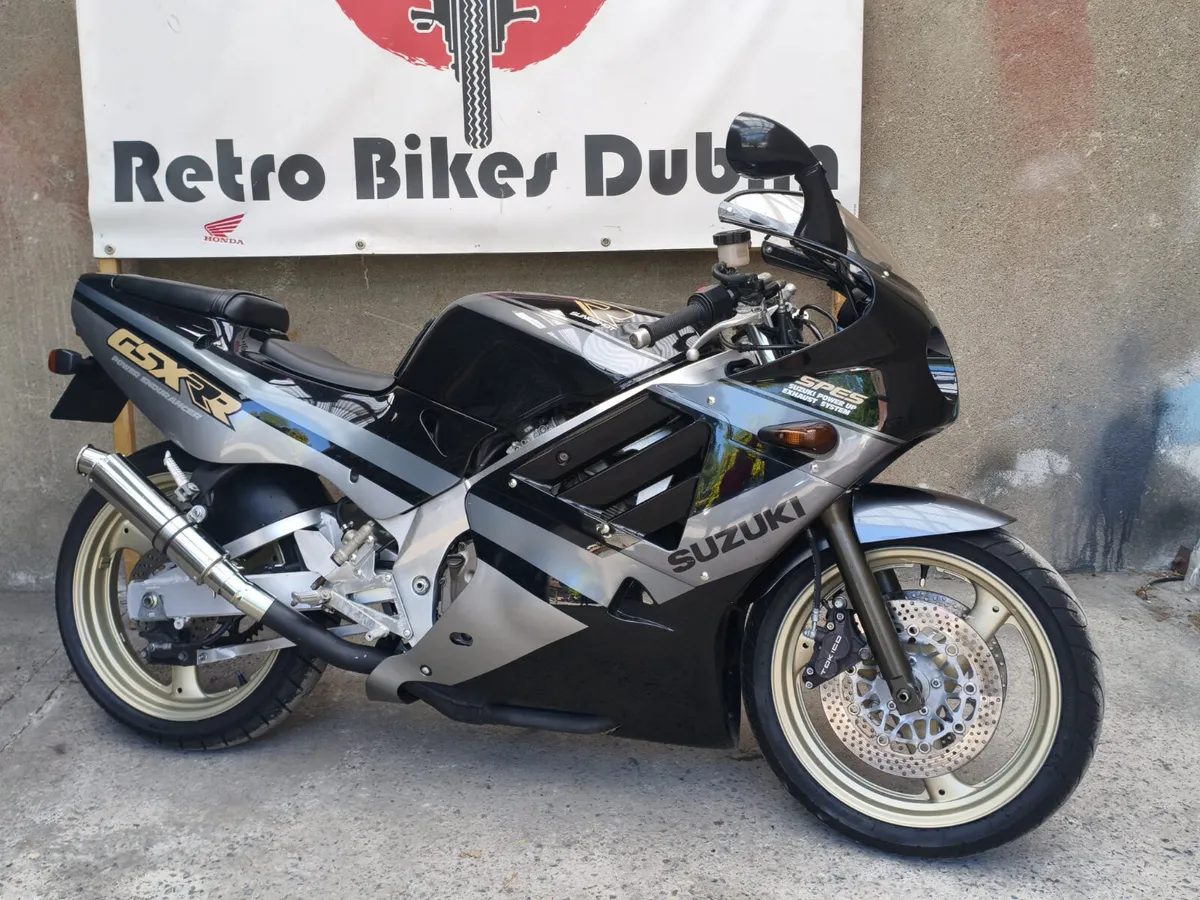 1989 Suzuki GSXR250RR - Image 1