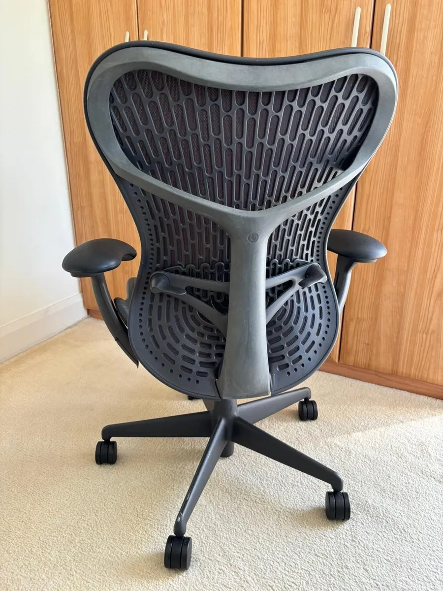 Herman Miller Mirra 2 Chair - Image 2