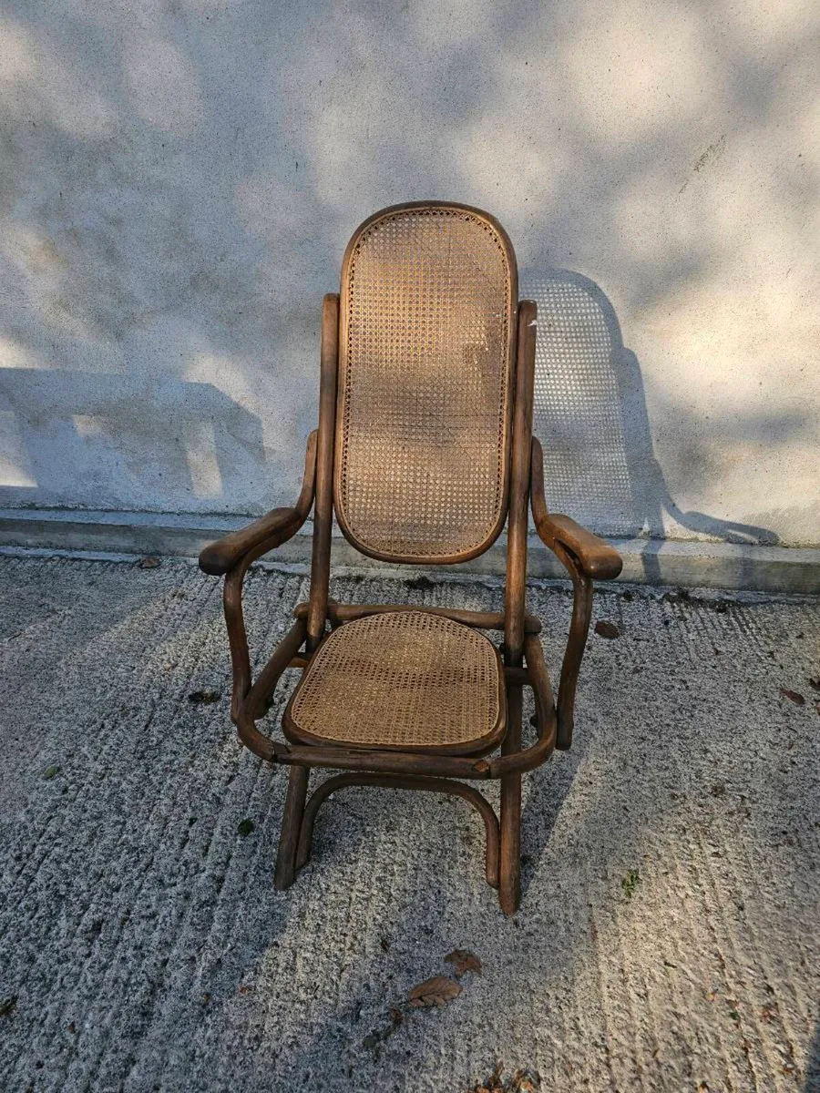 Thonet chairs - Image 2