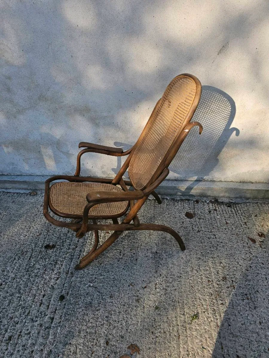 Thonet chairs - Image 1