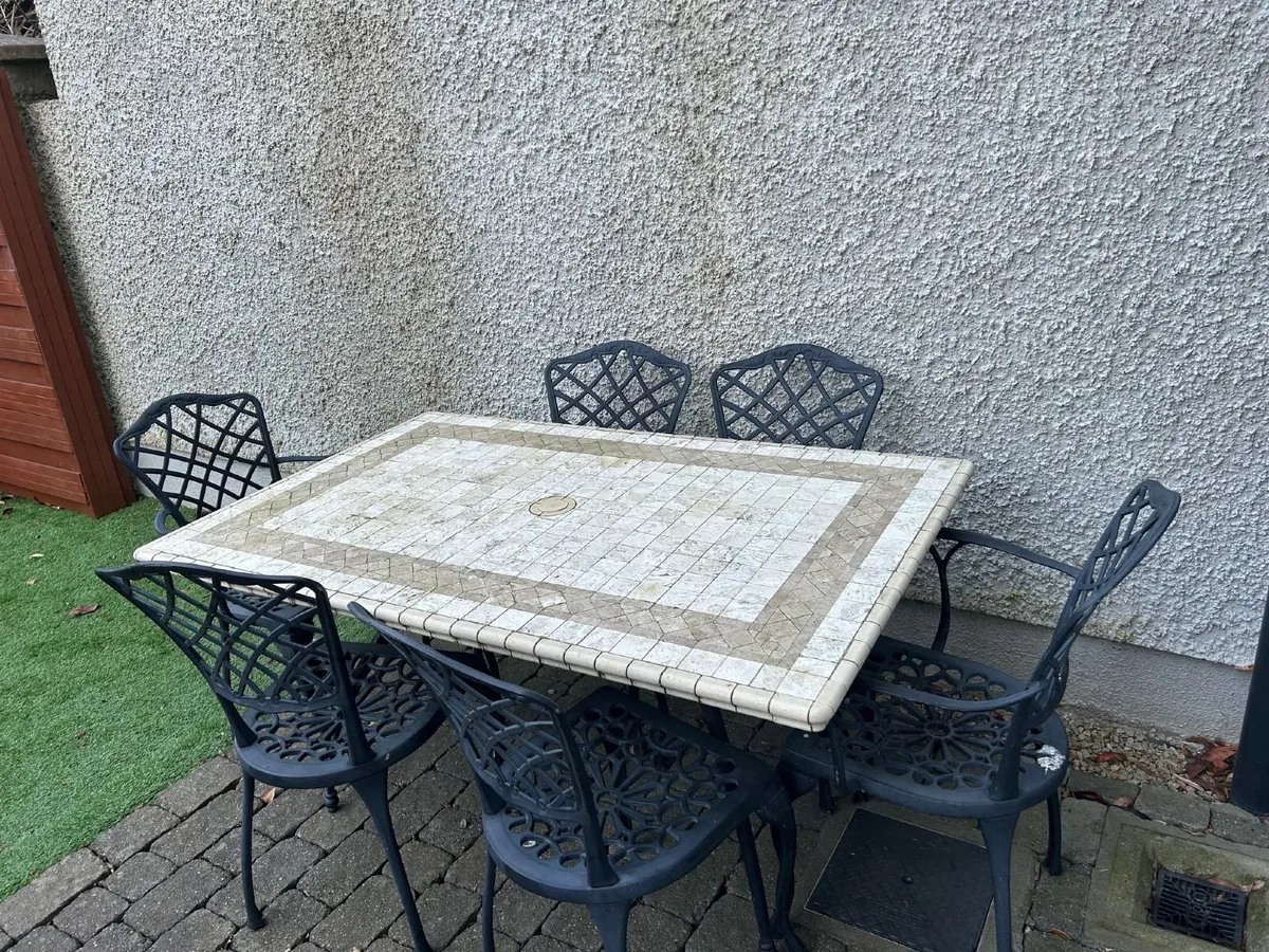 Cast Aluminium  6-Seat  Garden Dining Set - Image 3