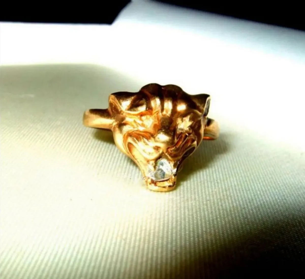 Vintage Hallmarked 9ct Gold Gemset 'Panther' Ring - Image 4
