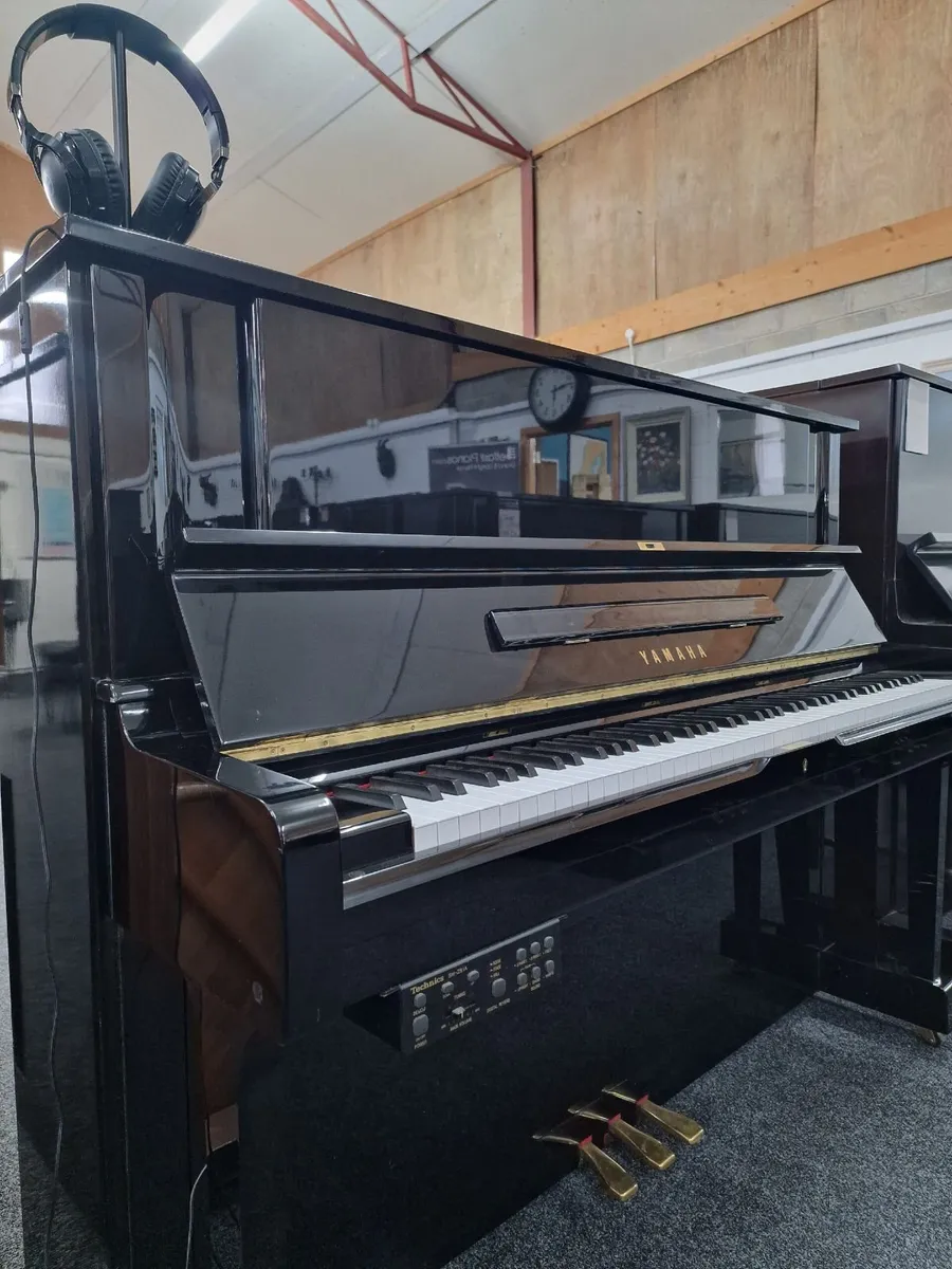 Yamaha YUS Silent Upright Piano | c.1982 | Black - Image 2