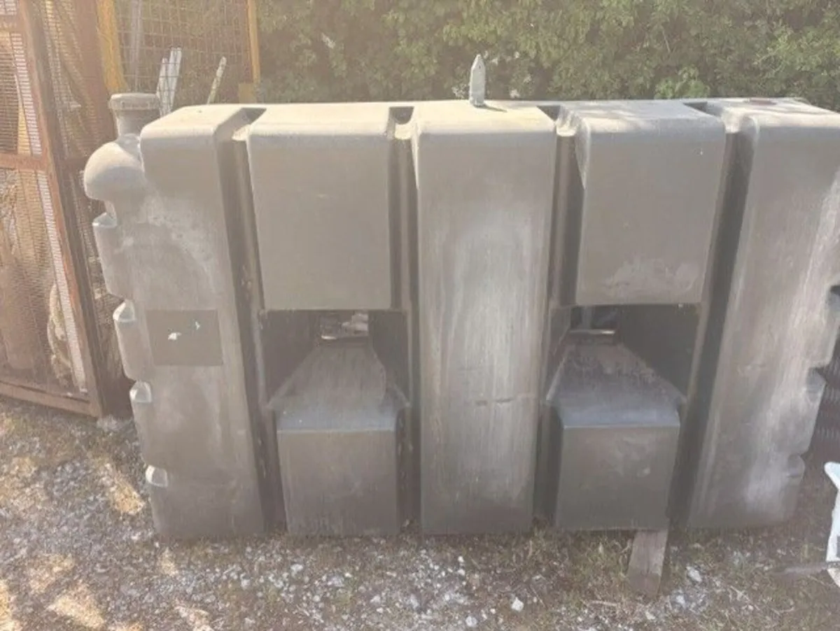 selection of second hand oil tank - Image 4