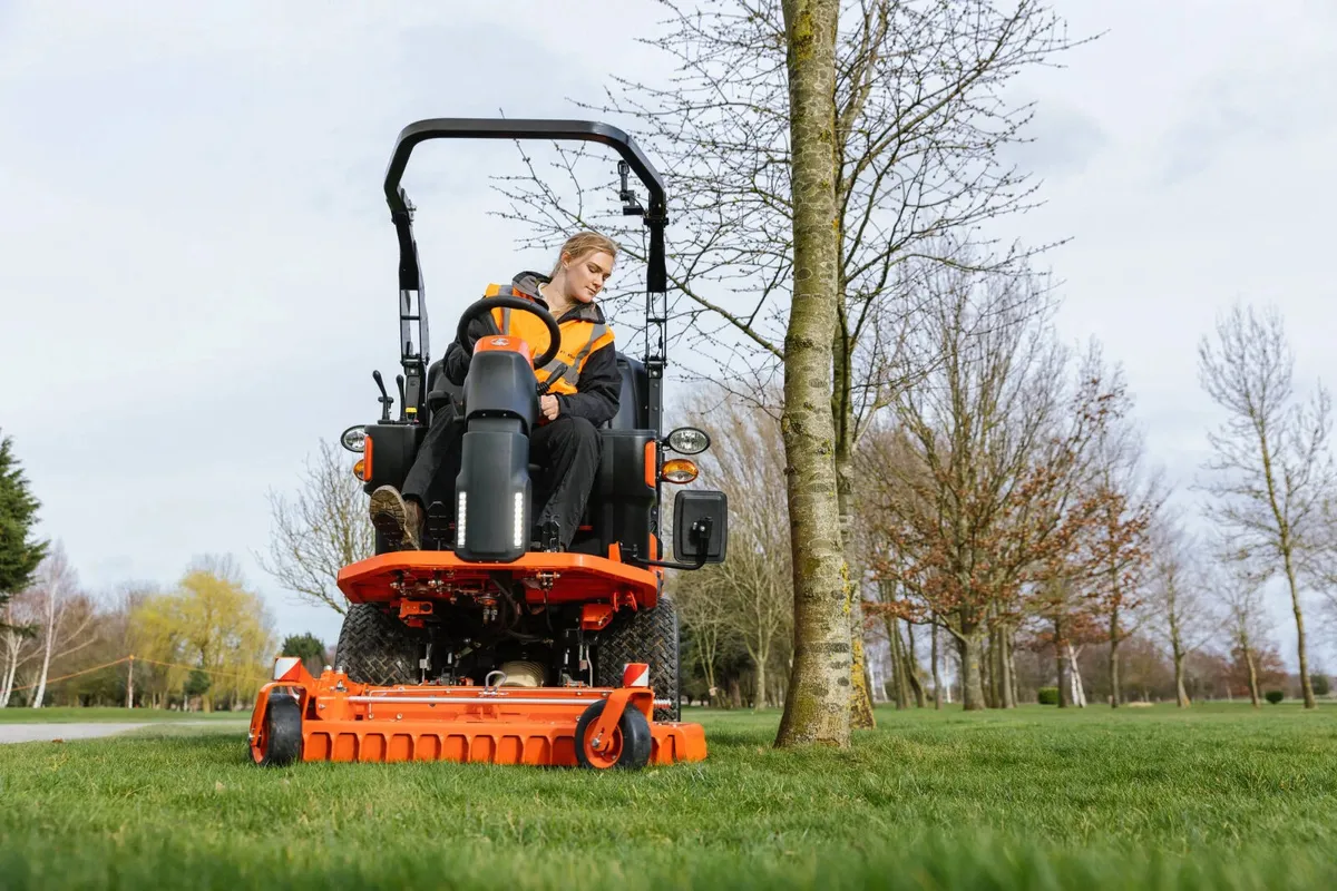 Demo Kubota FC3-261 Out Front Mower - Image 4