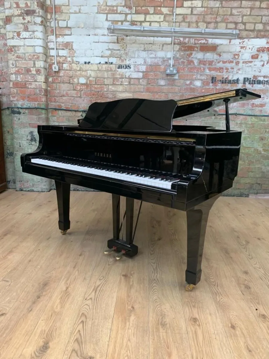 Yamaha G1 Grand piano | c.1975 | Black - Image 4