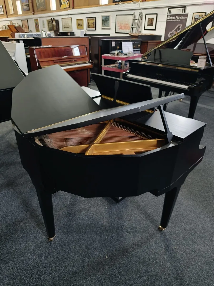 Kemble Baby Grand Piano | Butterfly Lid Opening - Image 2