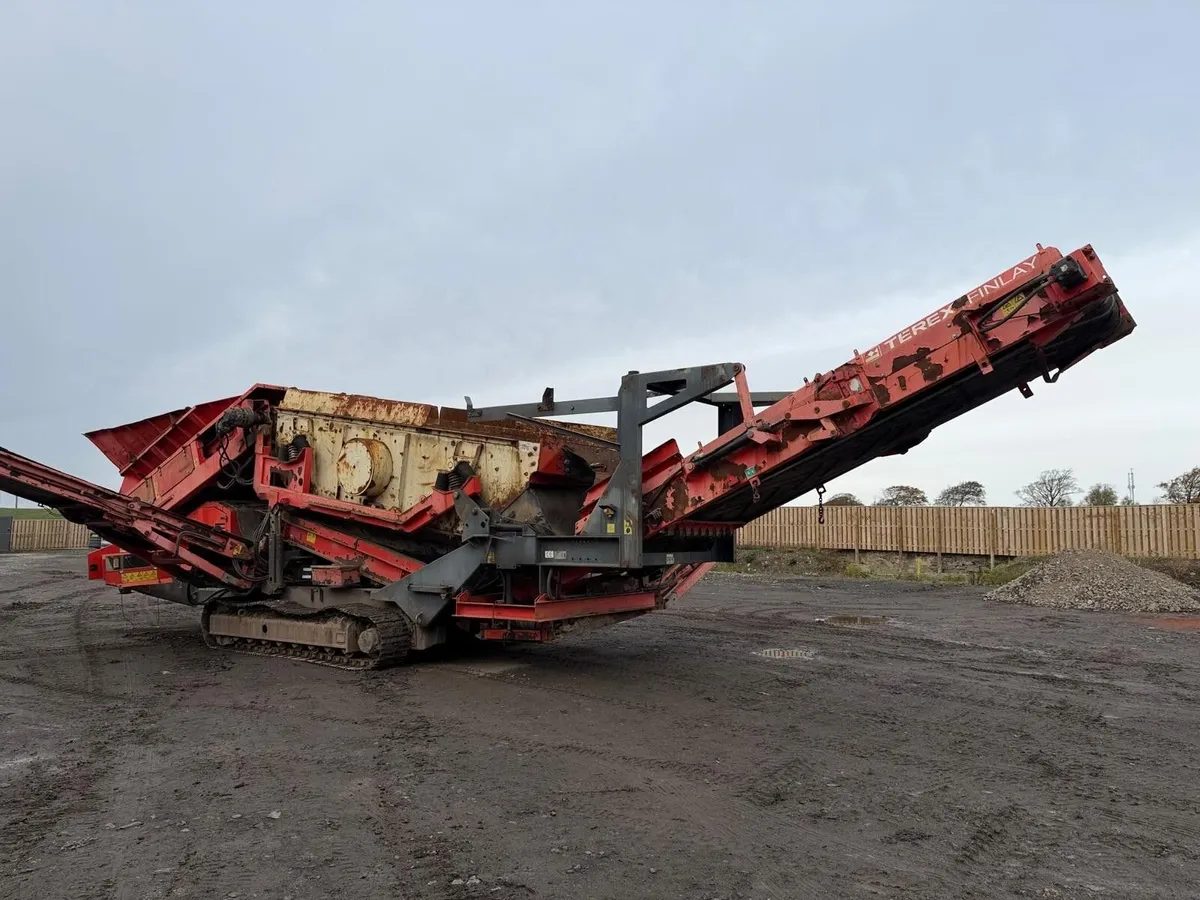 2014' Terex Finlay 883 with steel apron feed - Image 1