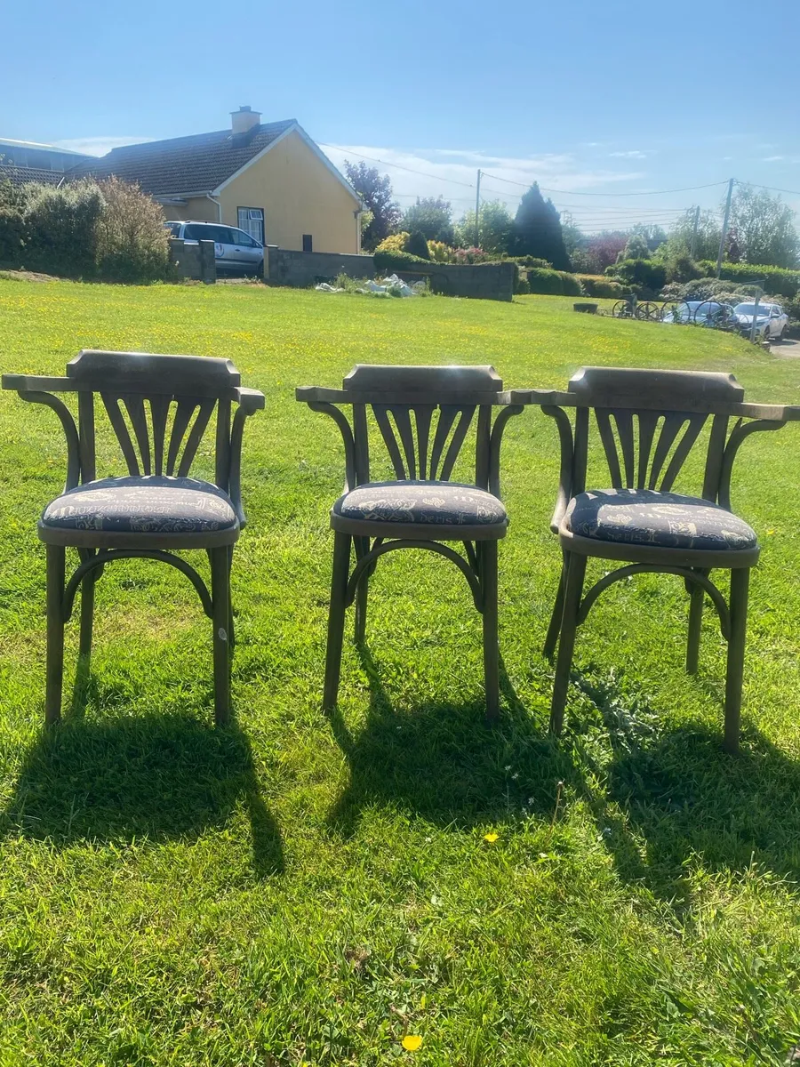 Chairs - Image 4