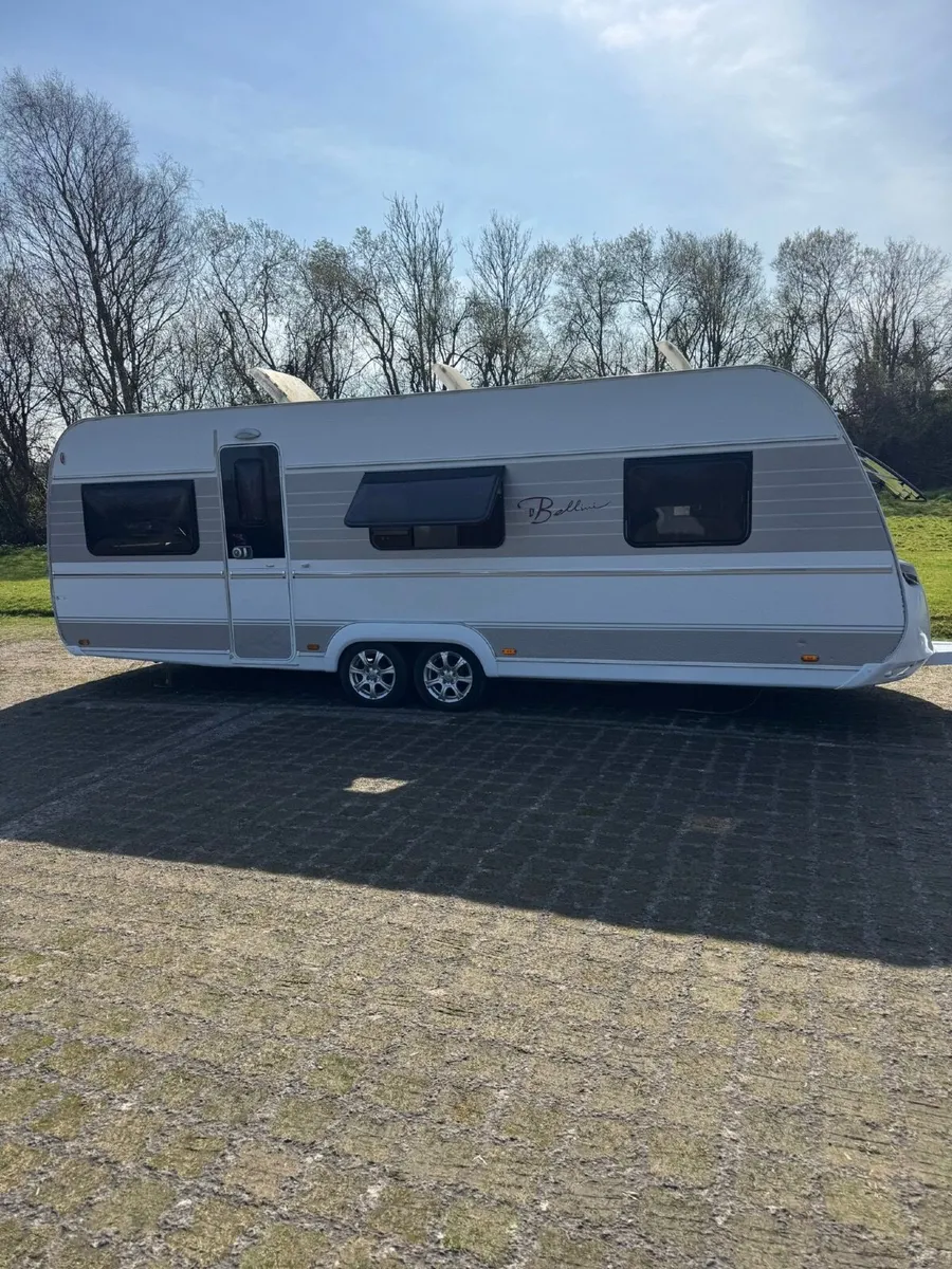 Caravan - Image 1
