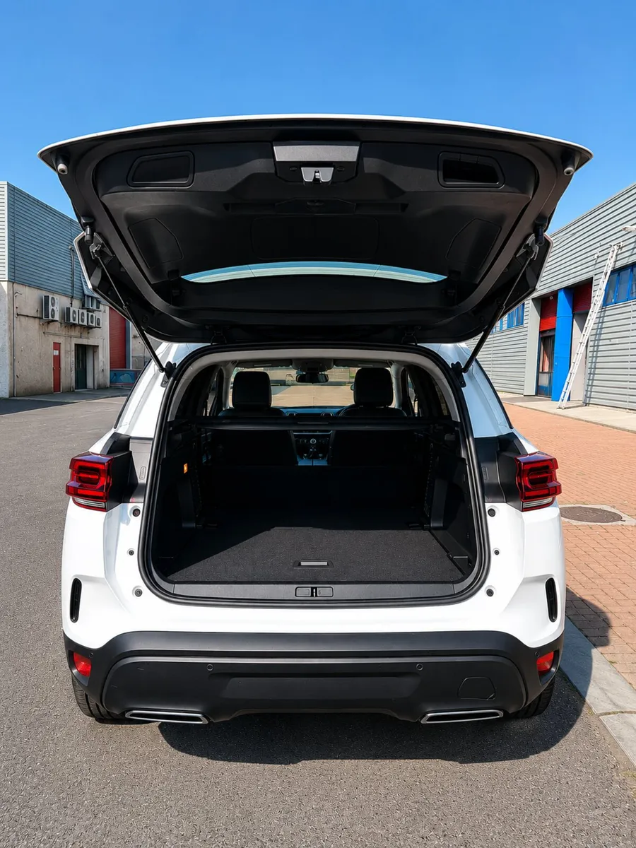 2023 Citroen C5 Aircross Commercial - Image 4