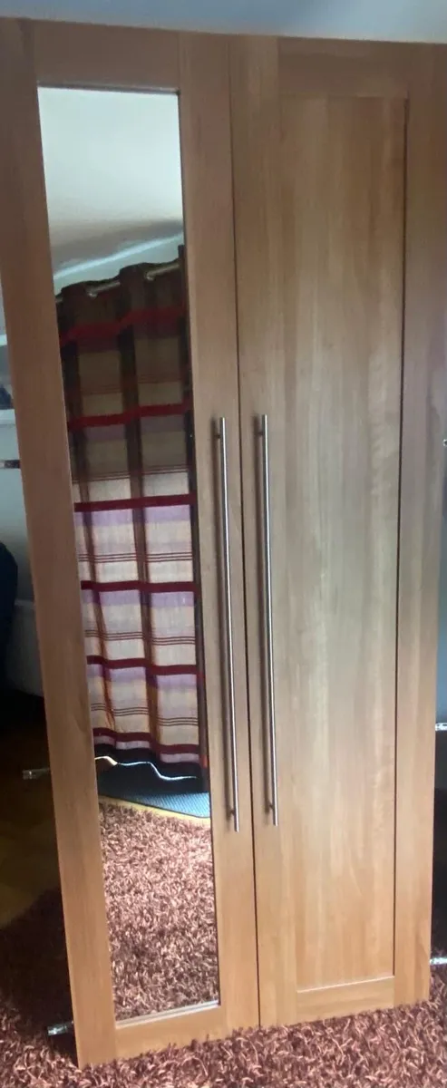 Wardrobe doors - Image 2