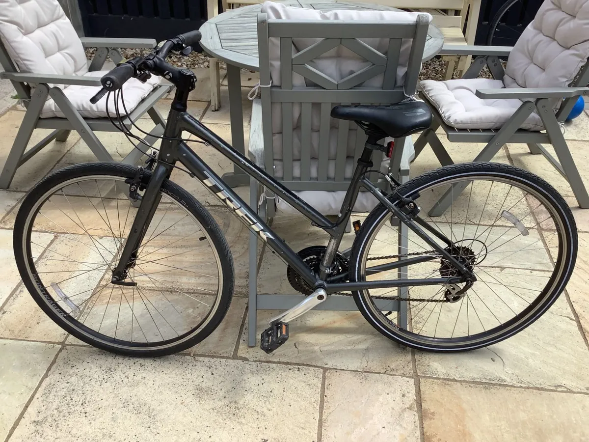 LADIES TREK BIKE - Image 1