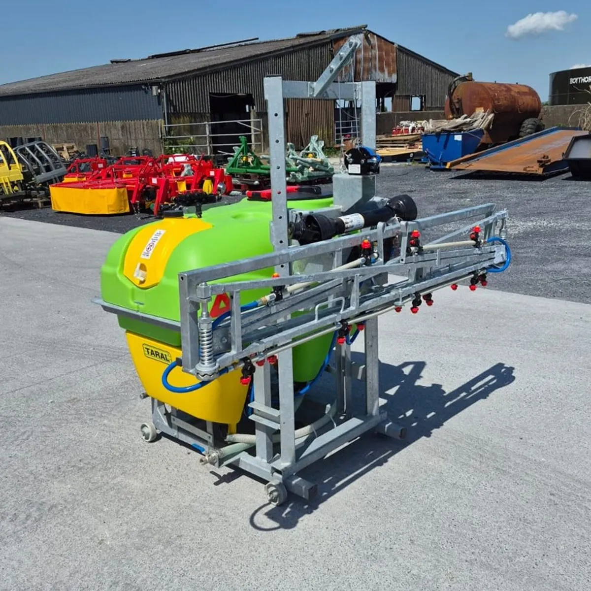 400L Taral Sprayers, 8m Galvanised Booms - Image 2