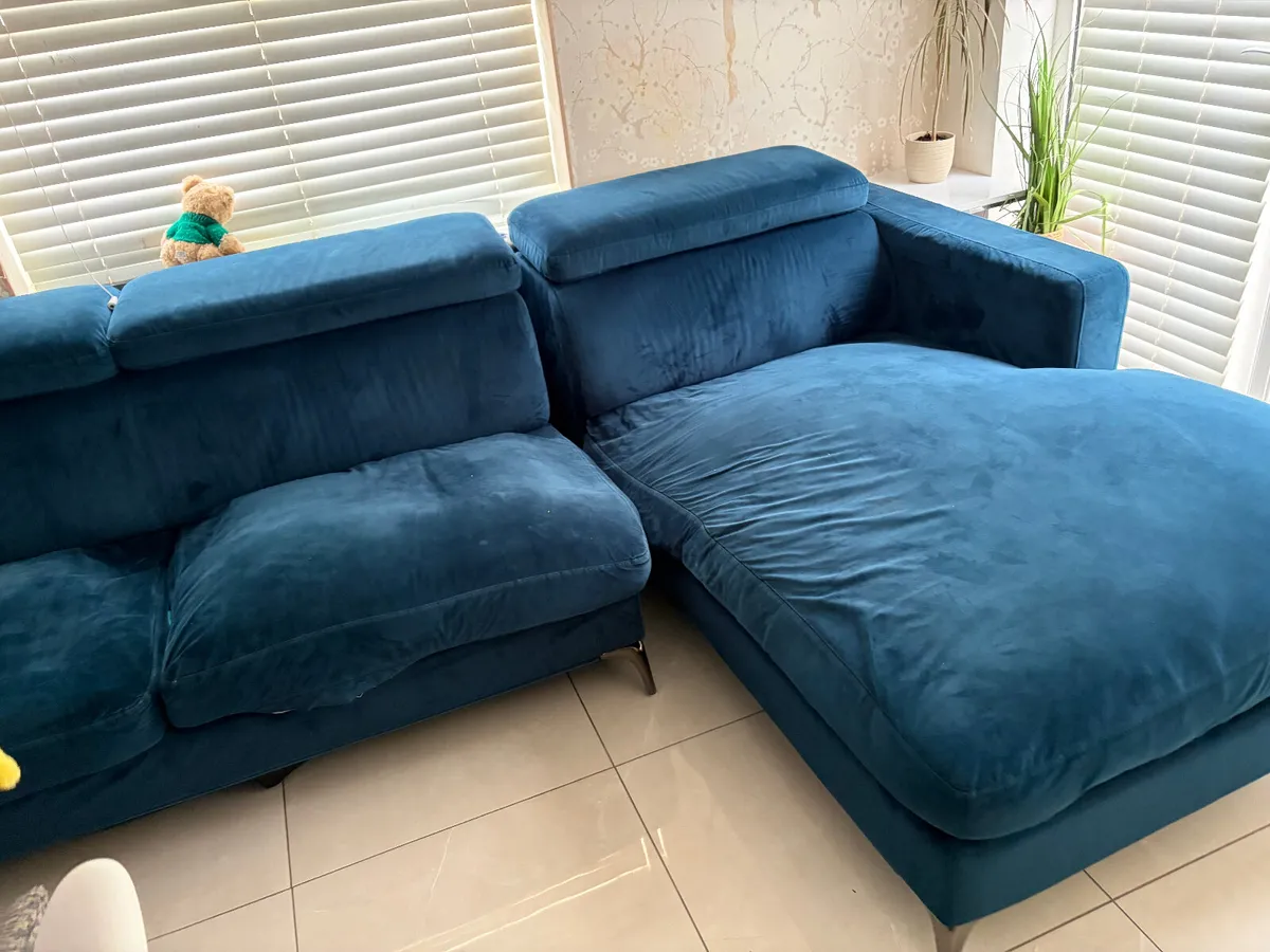 SOFA FREE TO COLLECT 0860579745 - Image 3