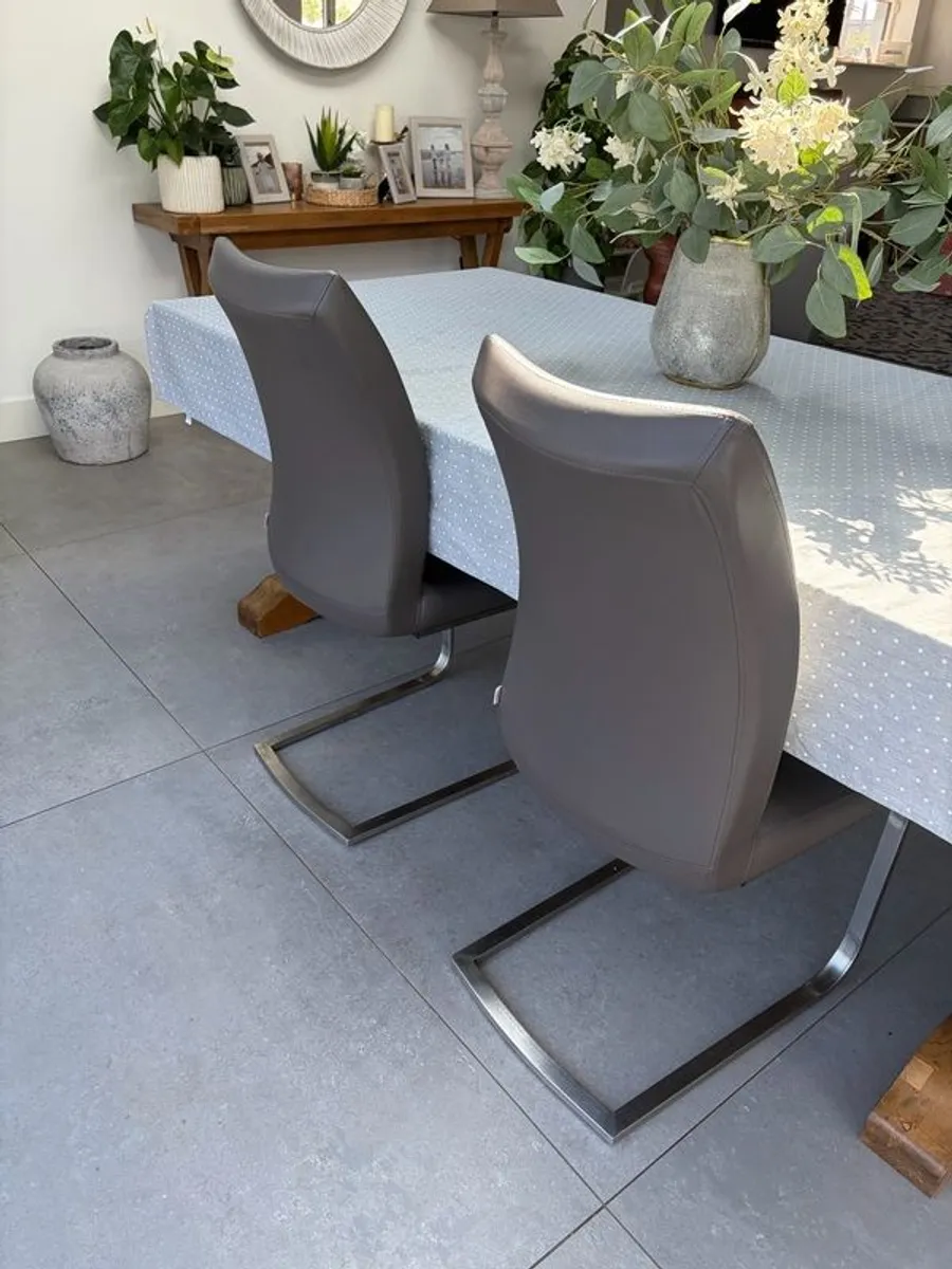 dining room chairs x 4 - Image 2