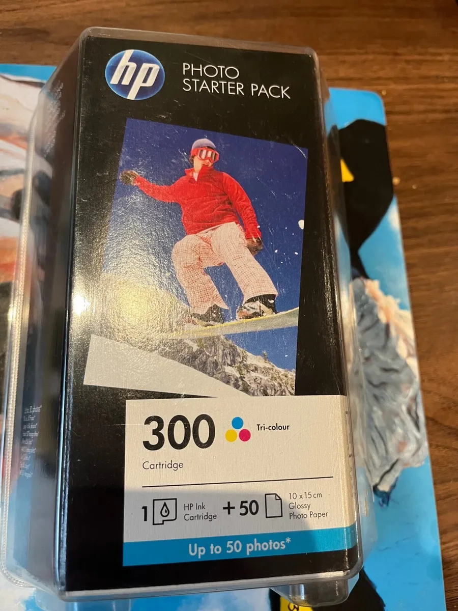HP 300  Tri Pack Ink Pack - Image 1