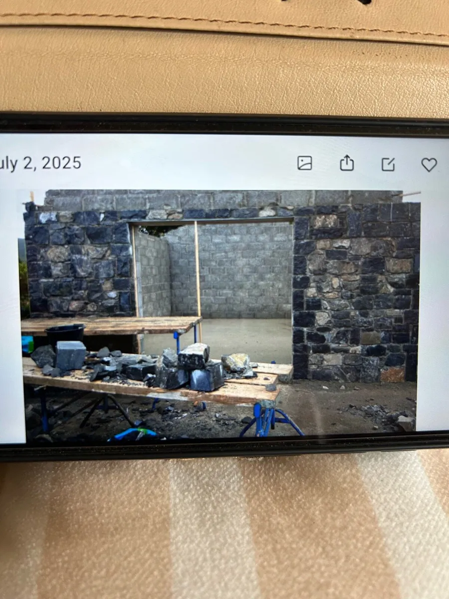 Stone mason - Image 1