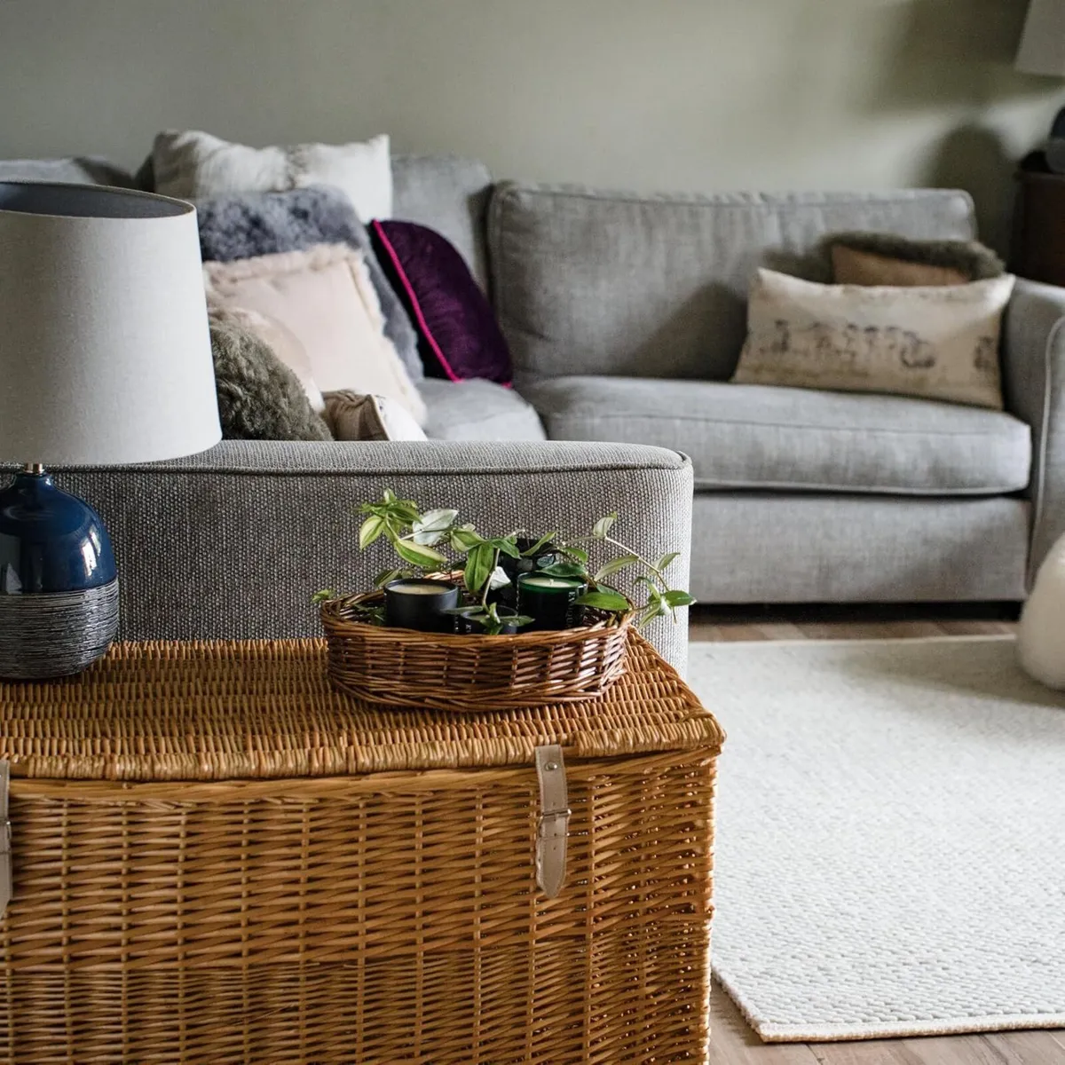 - Lightweight Wicker Storage Trunk Handcrafted - Image 2