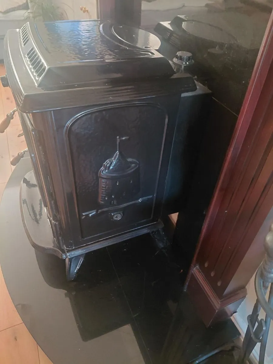 Stove - Image 2