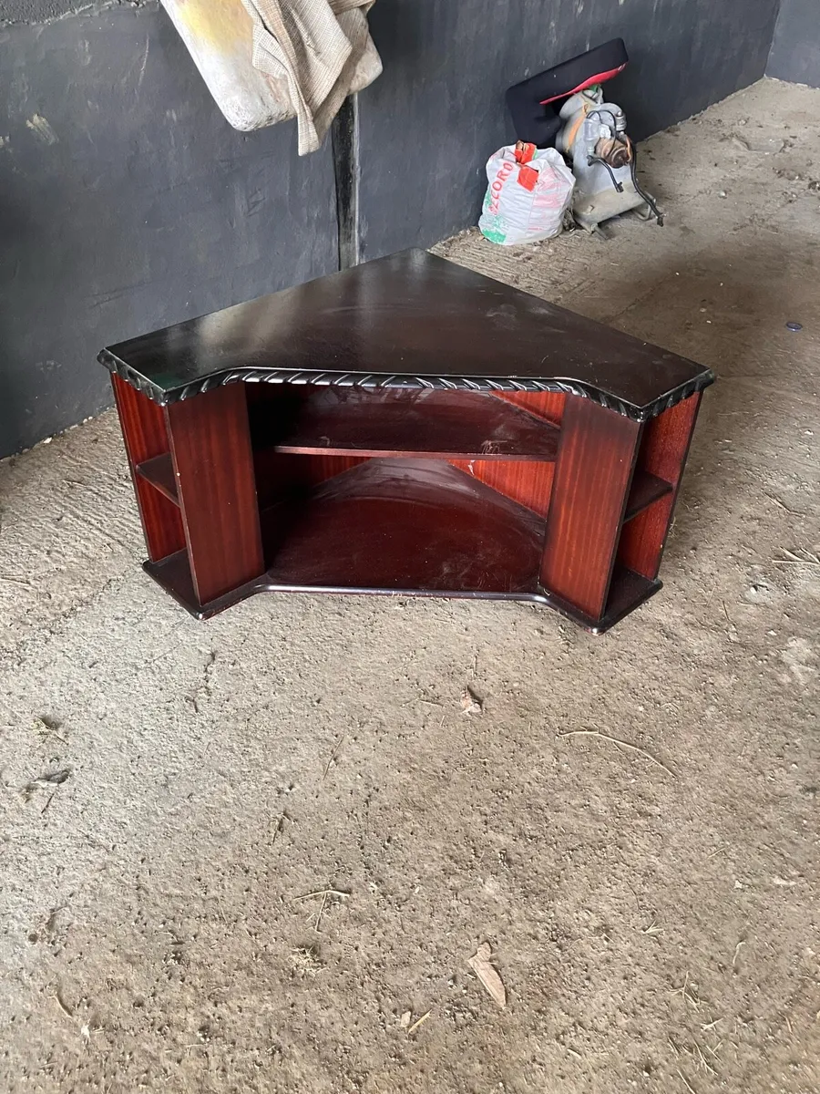 Corner Tv unit - Image 2