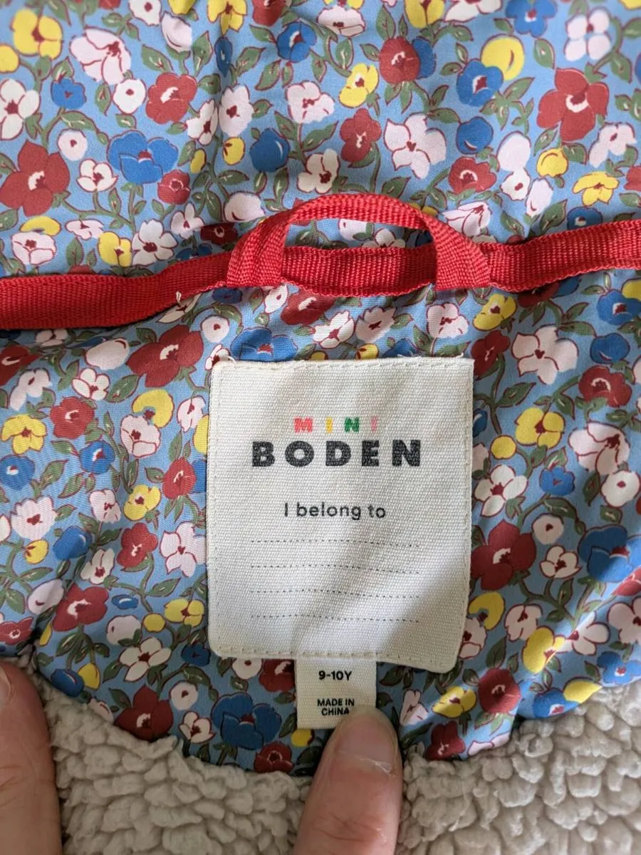 Boden Girls Coat Size 9-10 years - Image 2