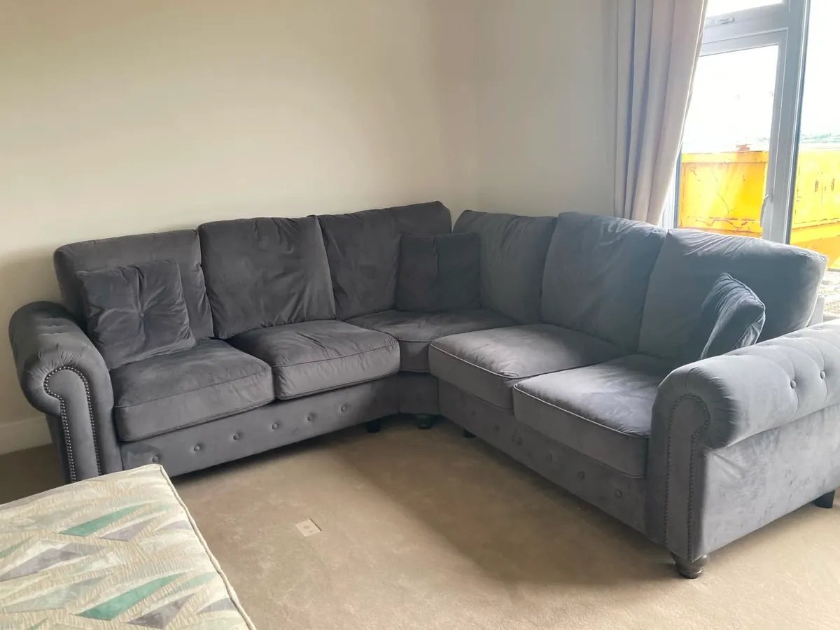 Corner sofa