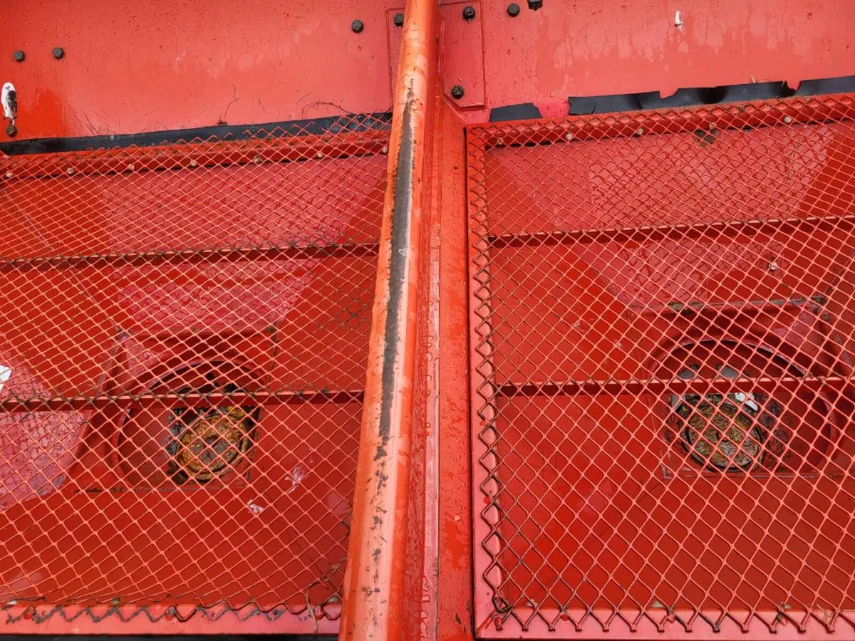 Fertilizer spreader - Image 4