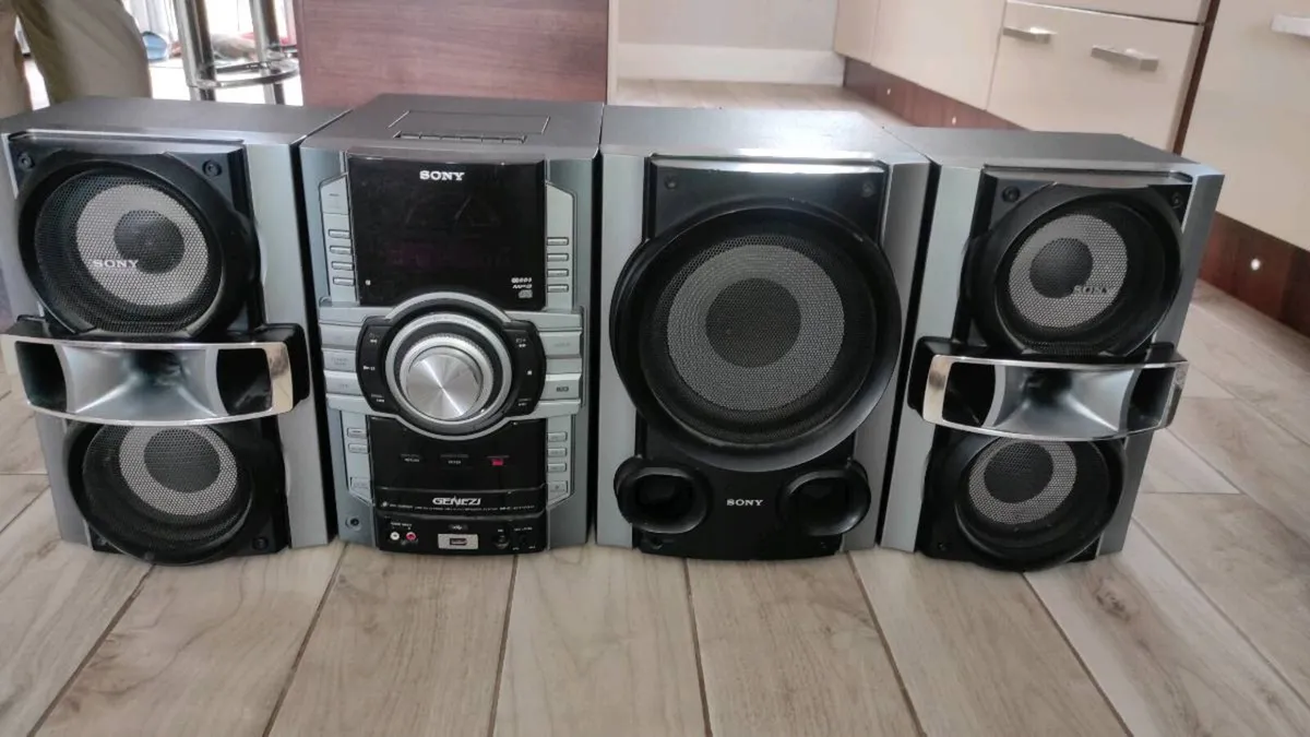 Sony Genezi HCD GT444 - Image 1