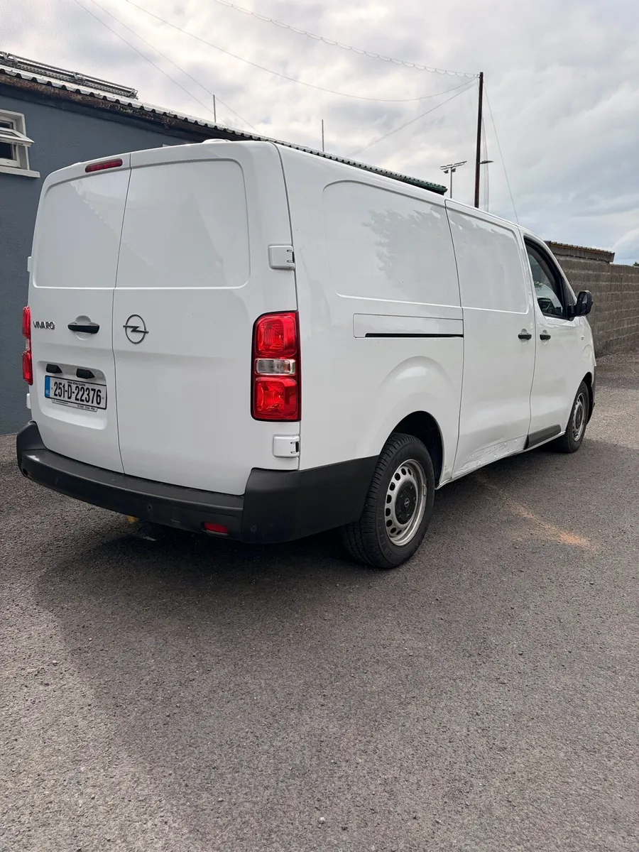 251 Opel vivaro - Image 3