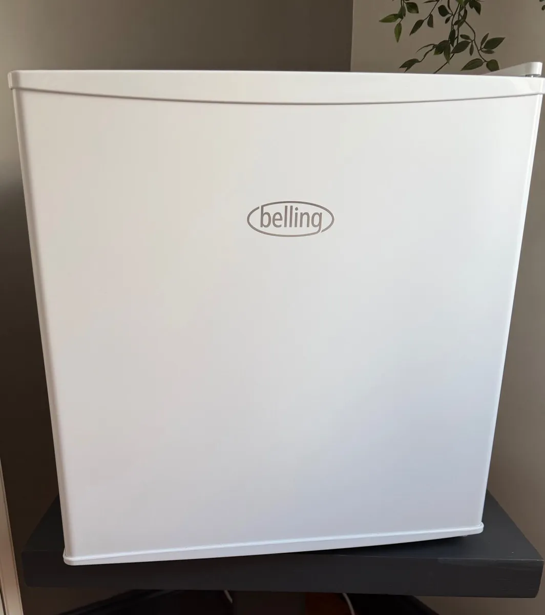 Table Top Fridge - Image 1