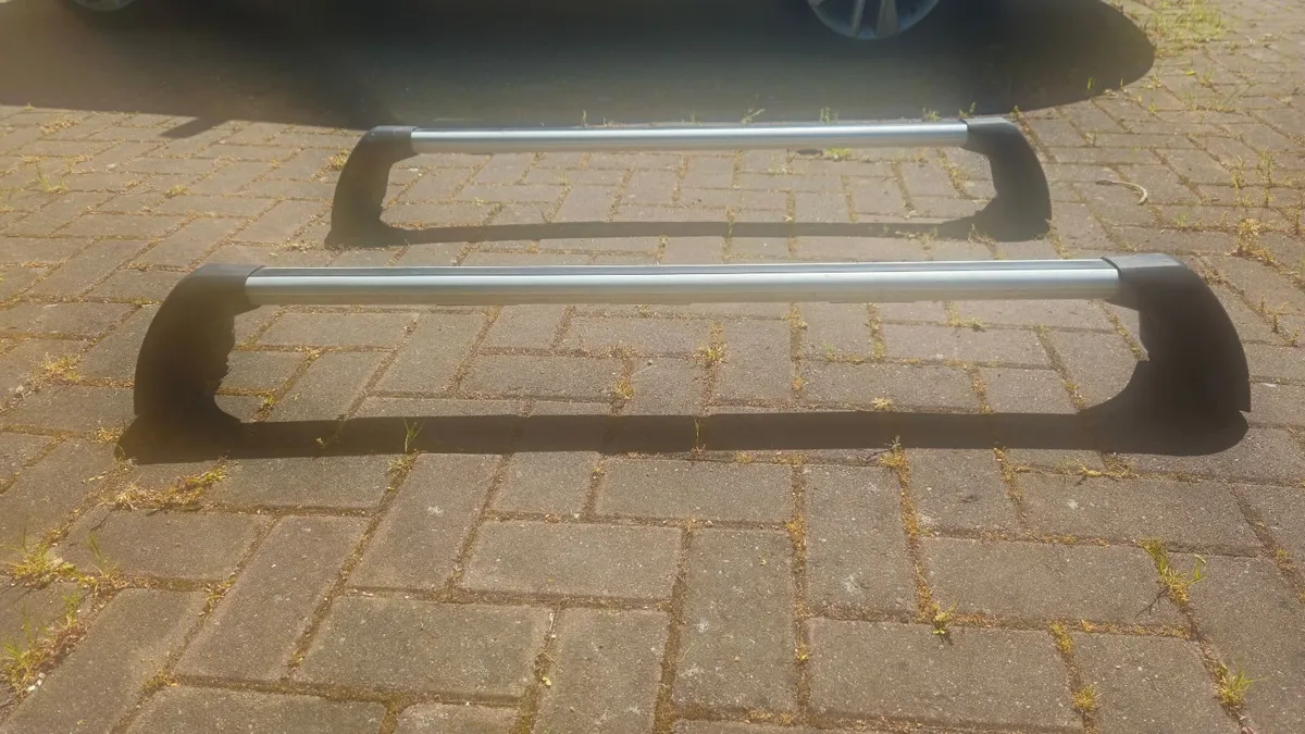 Genuine BMW Roof Bars - Image 2