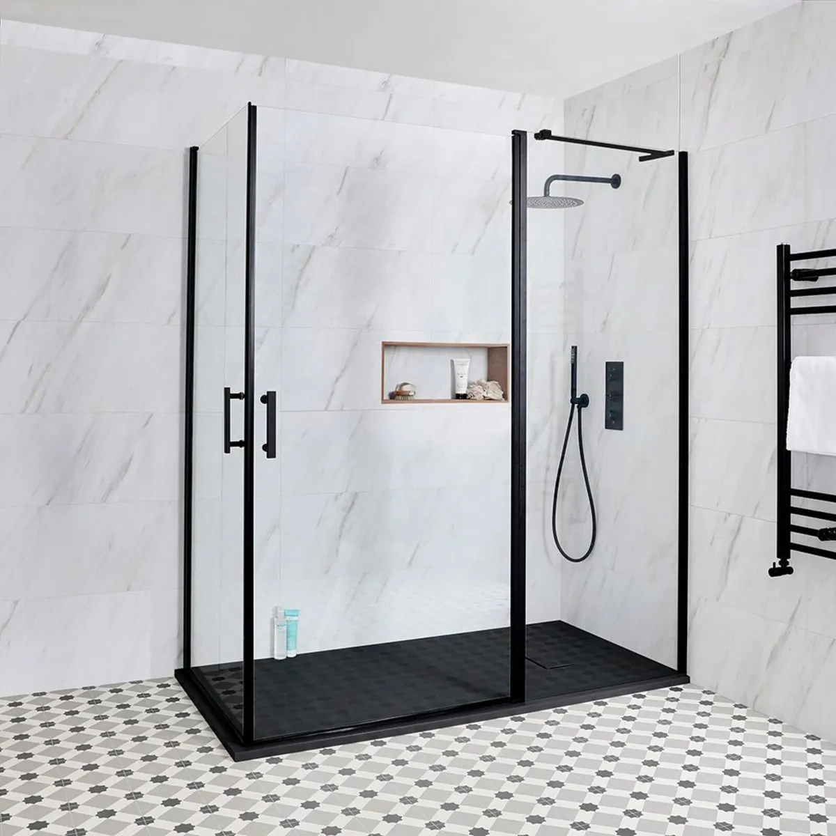 Shower doors & tray - Image 3