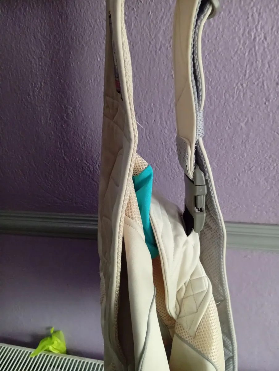 Baby sling - Image 2