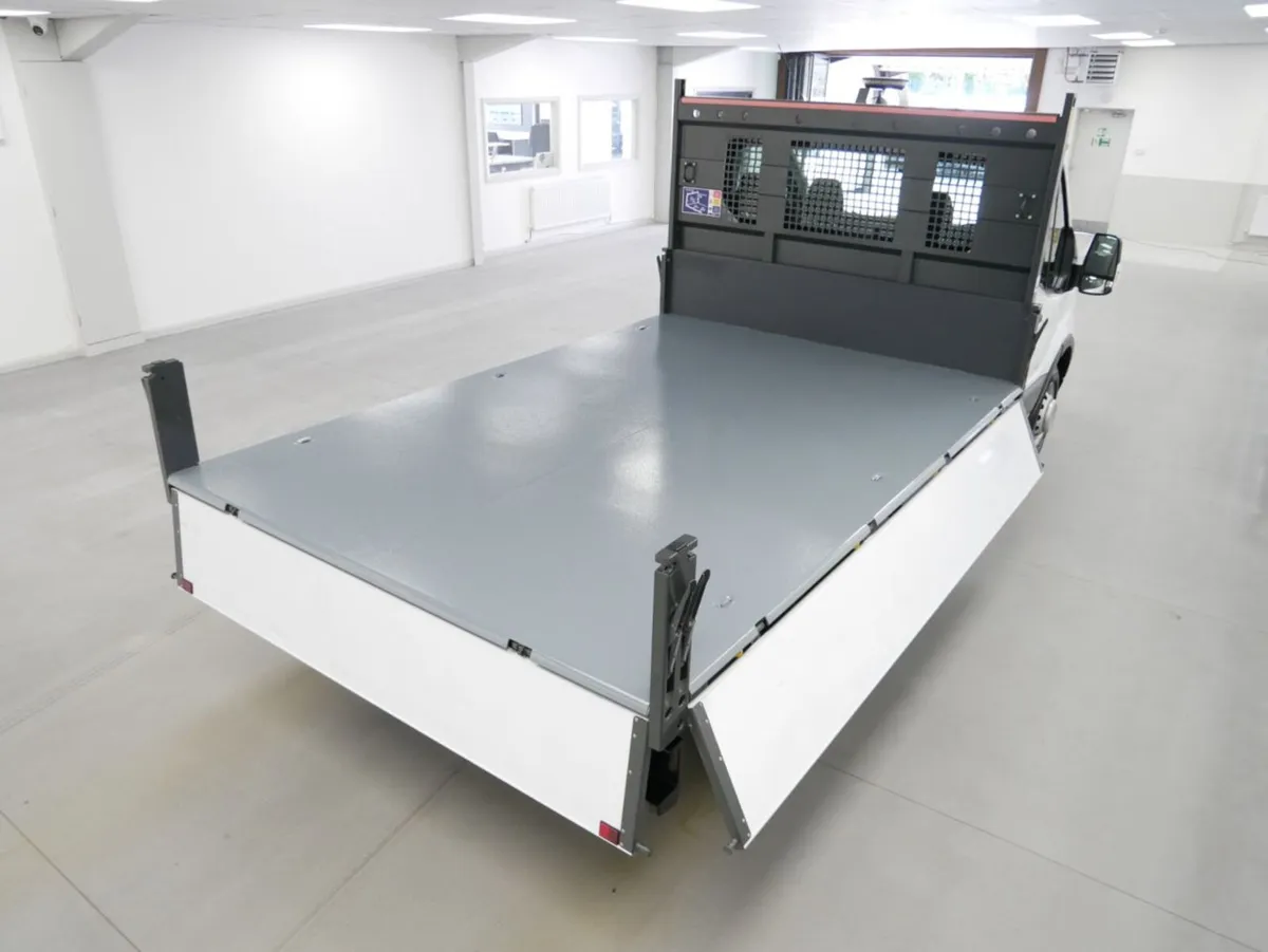 2025 Ford Transit Tipper Van - Image 3