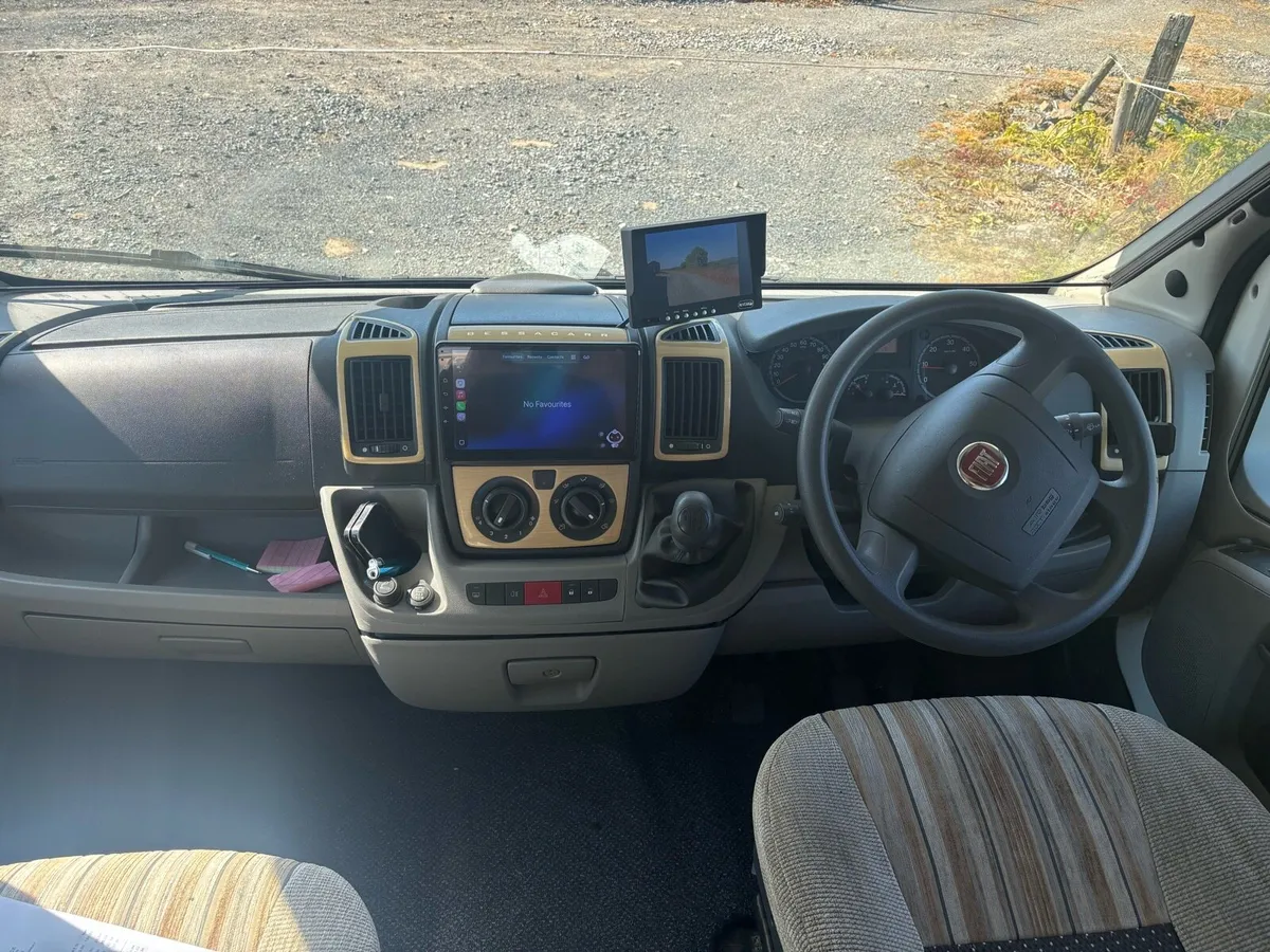 Bessacarr motorhome - Image 3