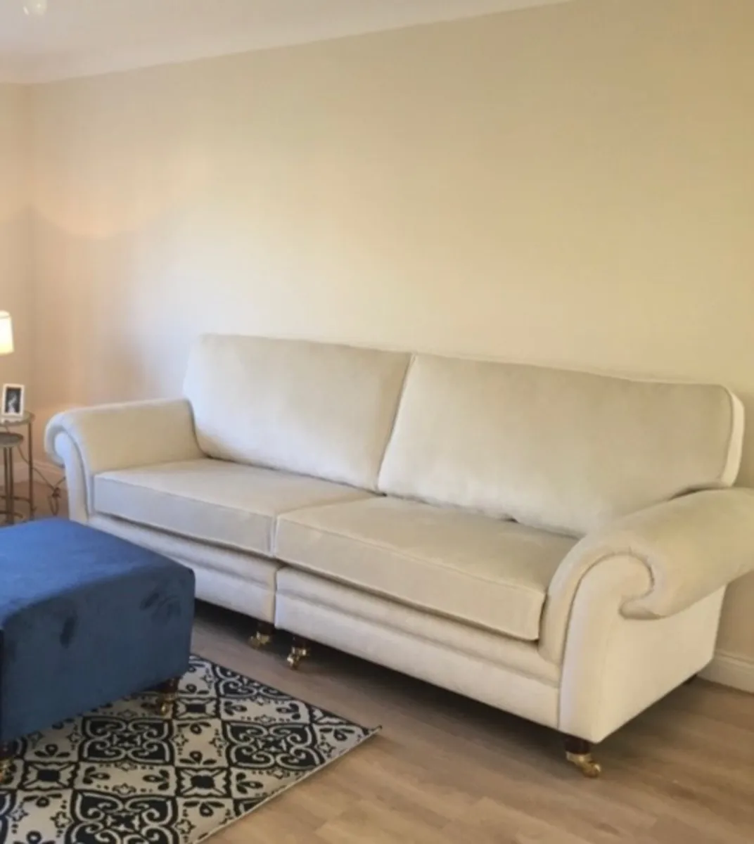 Couch - Image 1