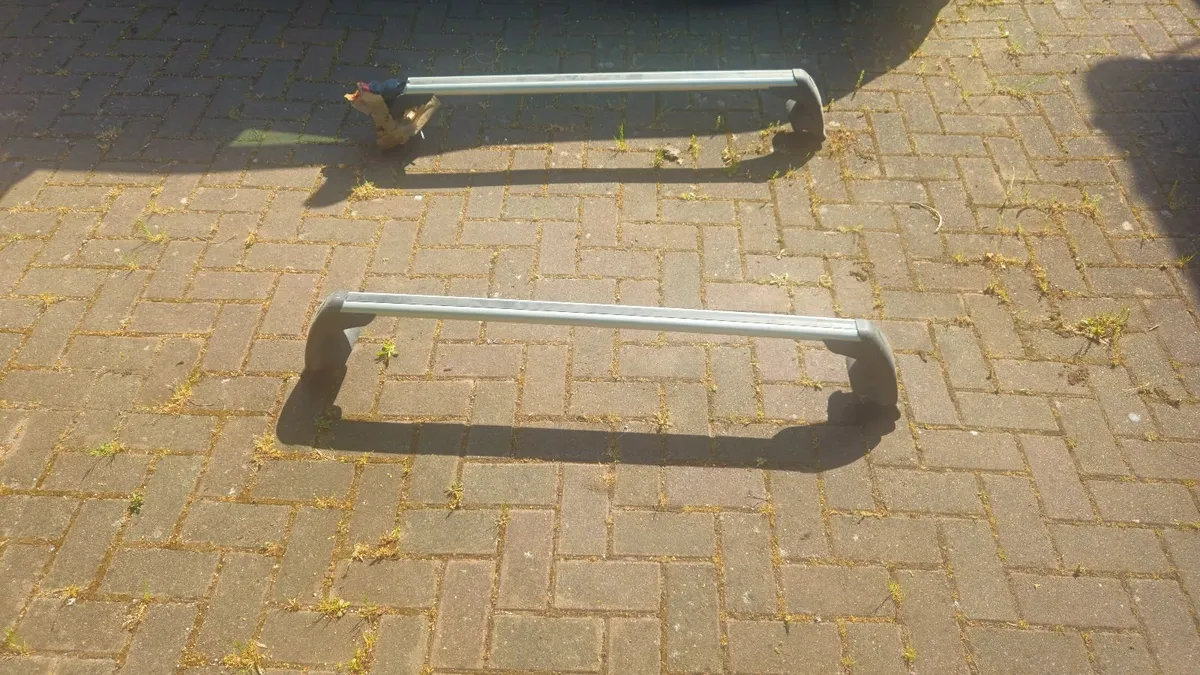 BMW Genuine Roof Bars - Image 4