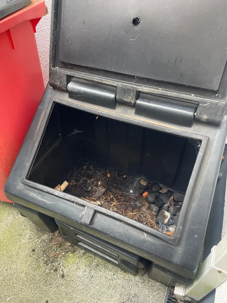 Coal bunker - Image 1