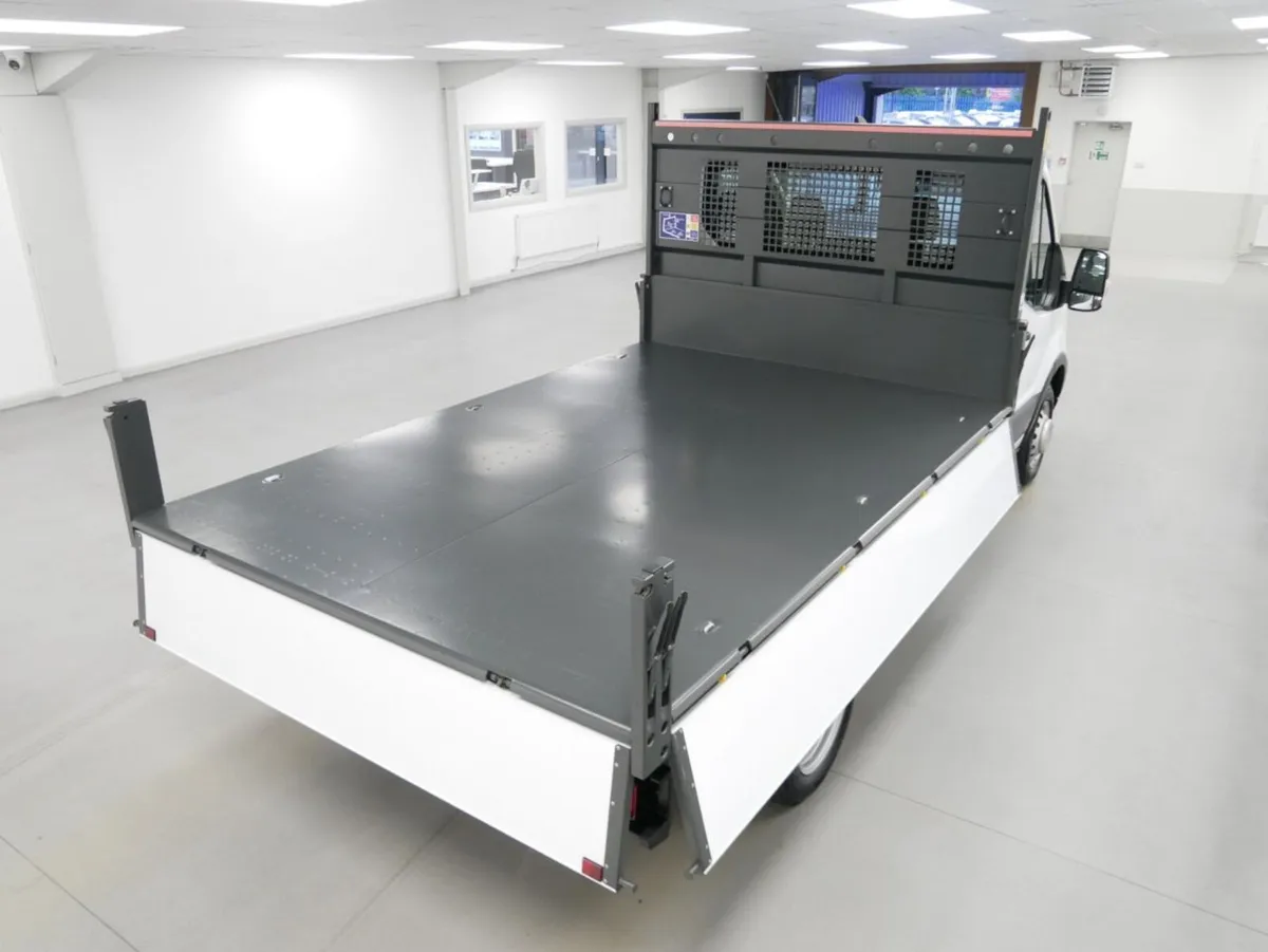 2025 Ford Transit Tipper Van - Image 3