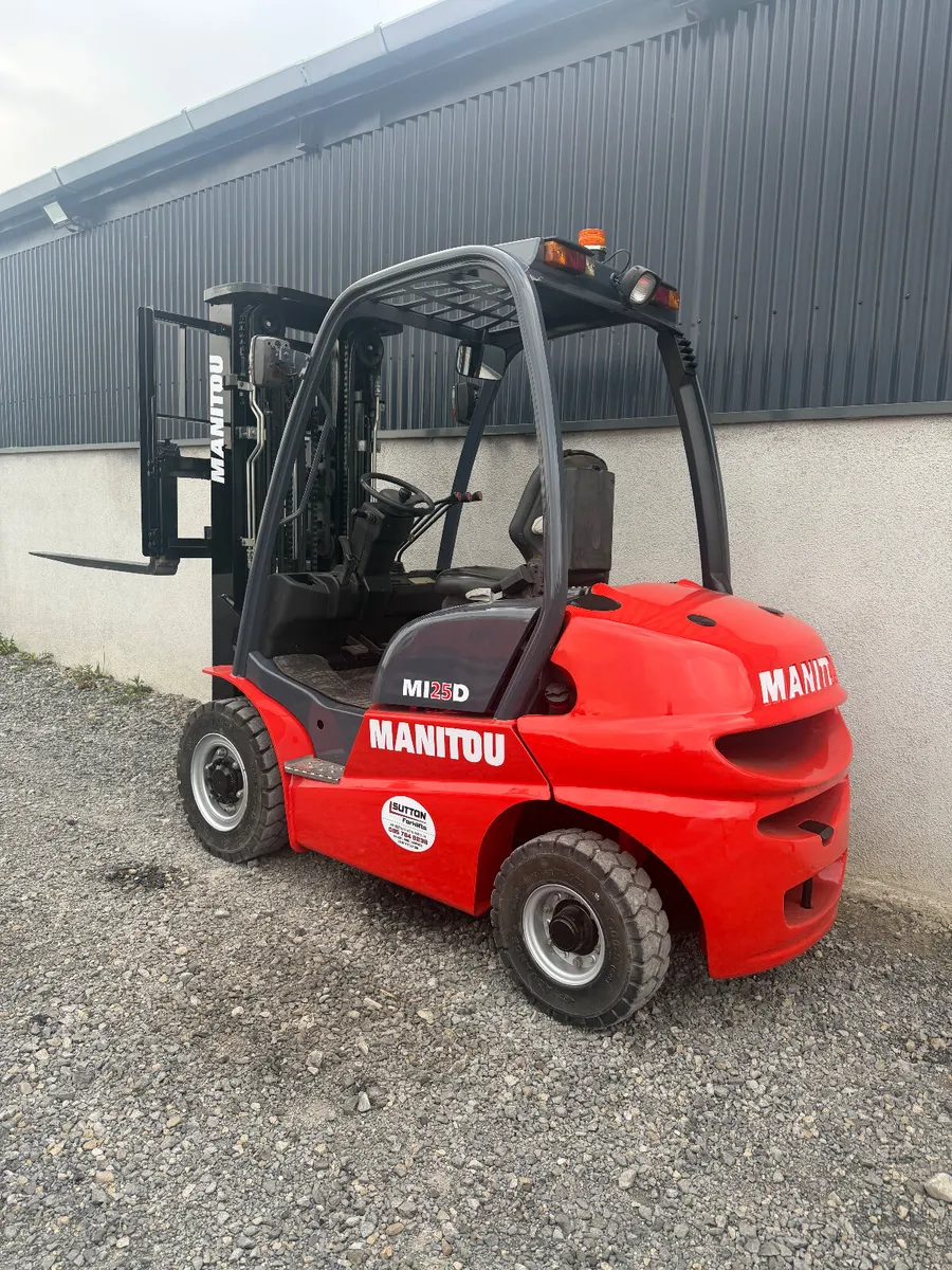 Manitou MI25D Container Spec Forklift - Image 2