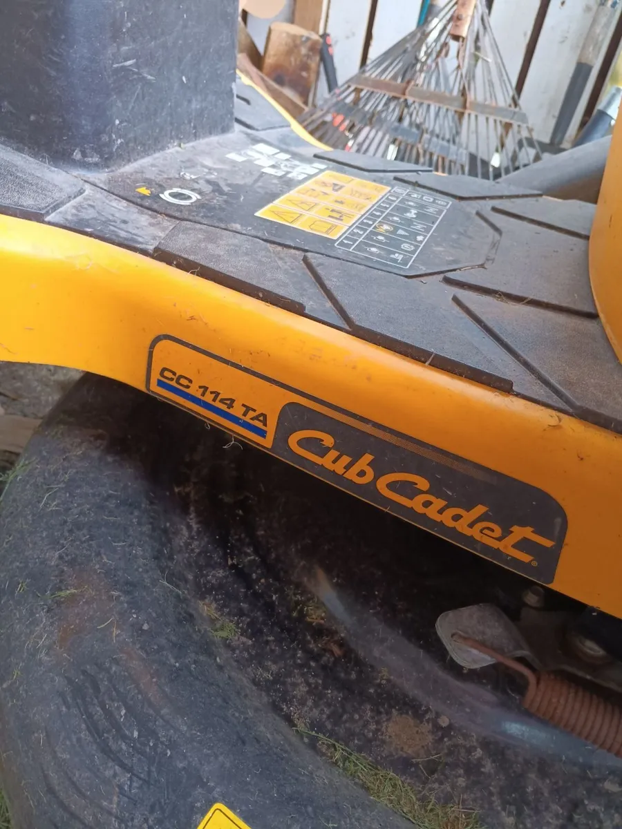 Ride on mower - Image 2