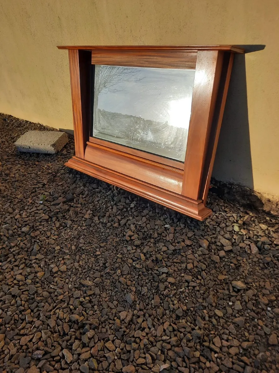 Large mirror - Image 1